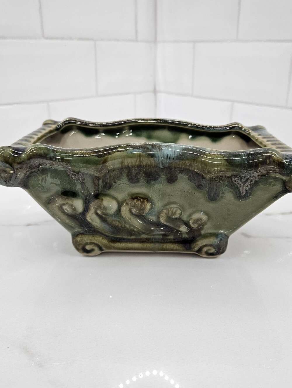 VTG Green Reactive Drip Glaze Pottery Planter Flared Oblong Scalloped Footed MCM